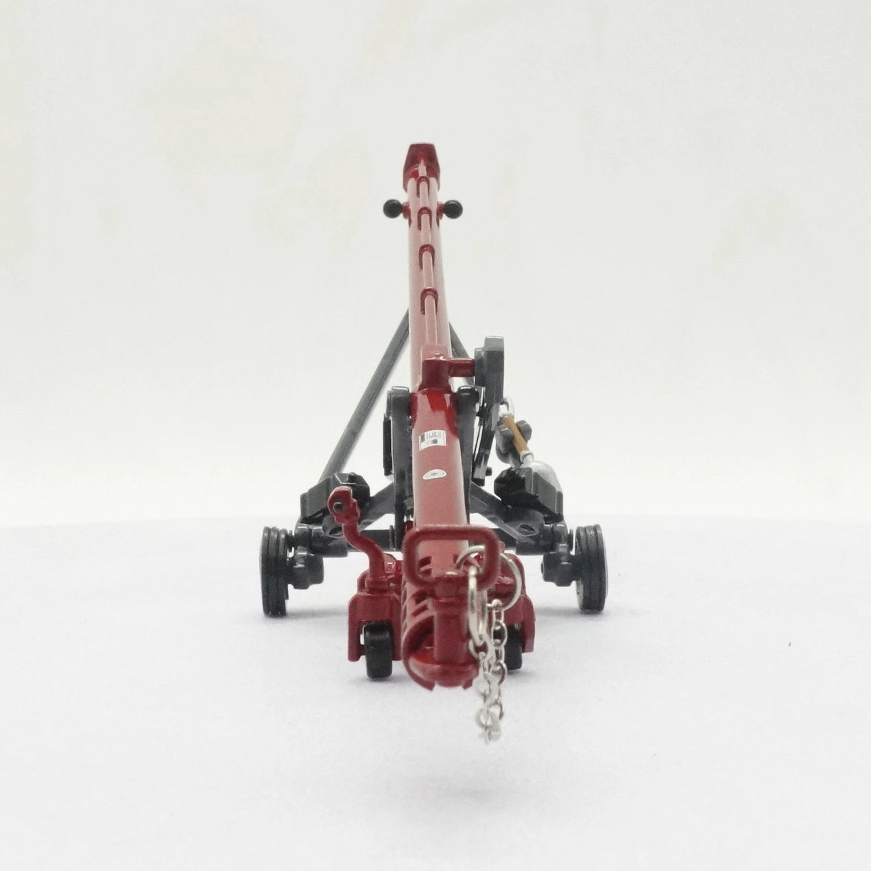 1:64 Die-Cast Replica Meridian TL-12-39 Truck Load Auger