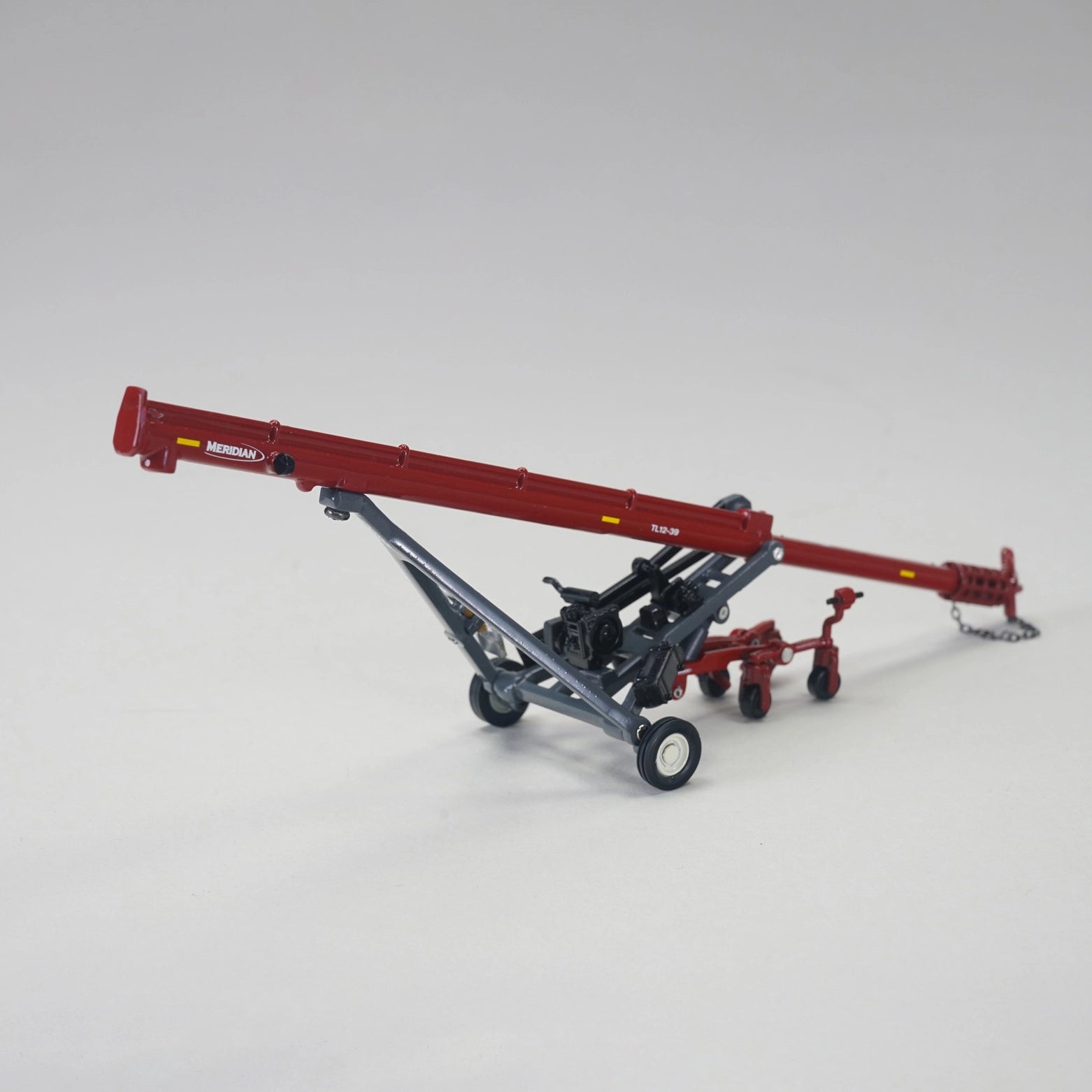1:64 Die-Cast Replica Meridian TL-12-39 Truck Load Auger